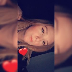 Meet your Posher, Dani